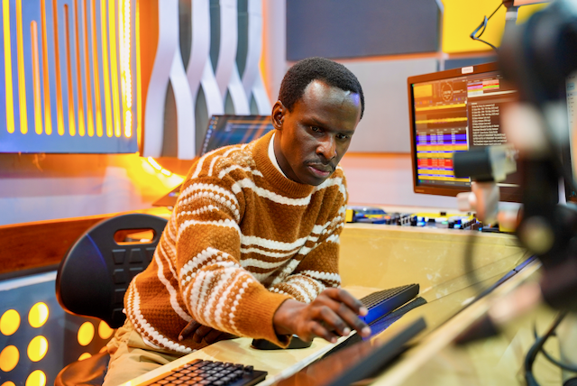 Projektleiter Fred Martin Kiwalabye